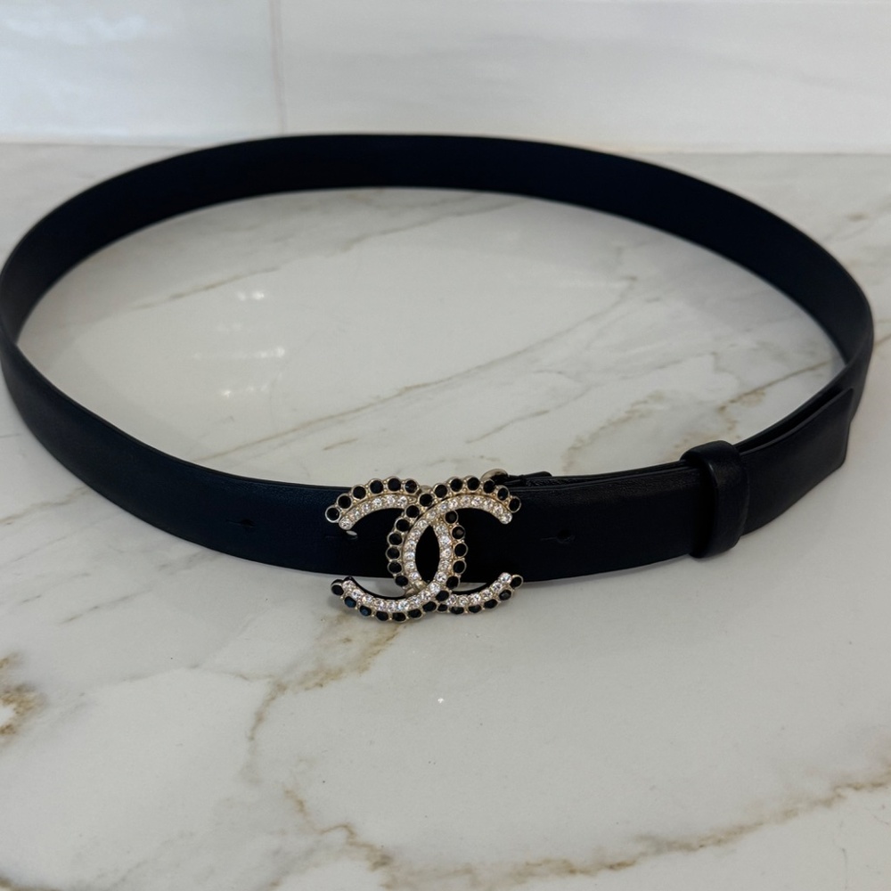 Chanel Interlocking Logo Belt - Picture 3 of 4